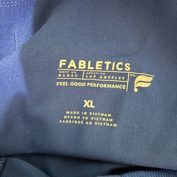 Fabletics Blue Scrub Set - Picture 6 of 6